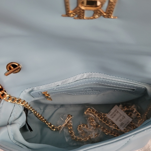 Badgley Mischka Spring Blue Vegan Leather Small Quilted bag - Picture 4 of 8